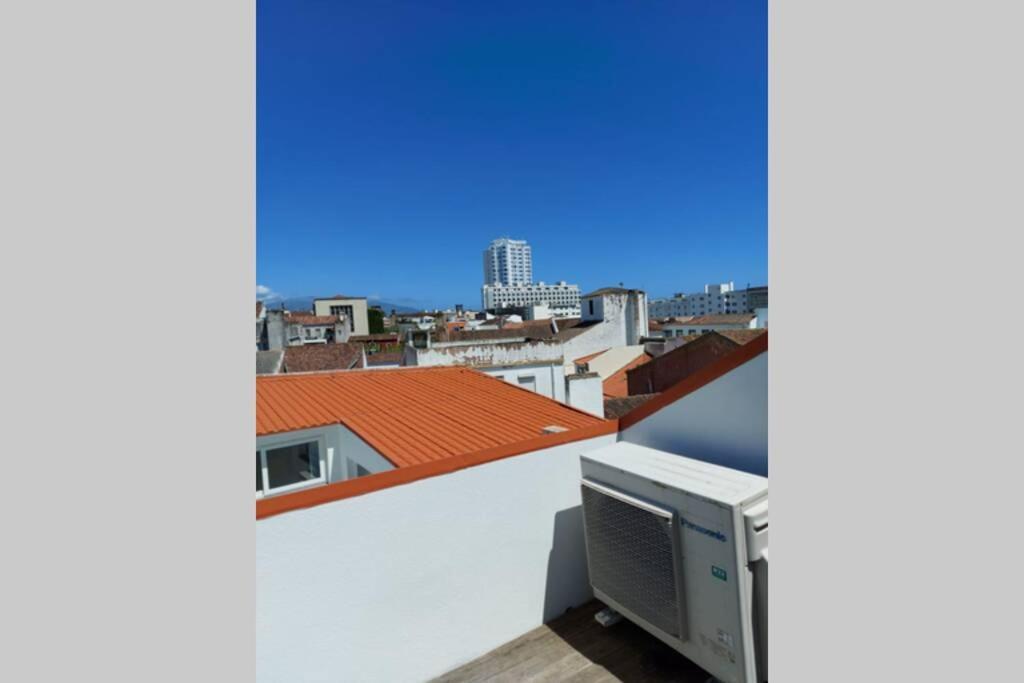 Azorean Flats V Heart Of Ponta Delgada - Centro Εξωτερικό φωτογραφία